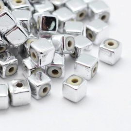  Square Plastic Beads 